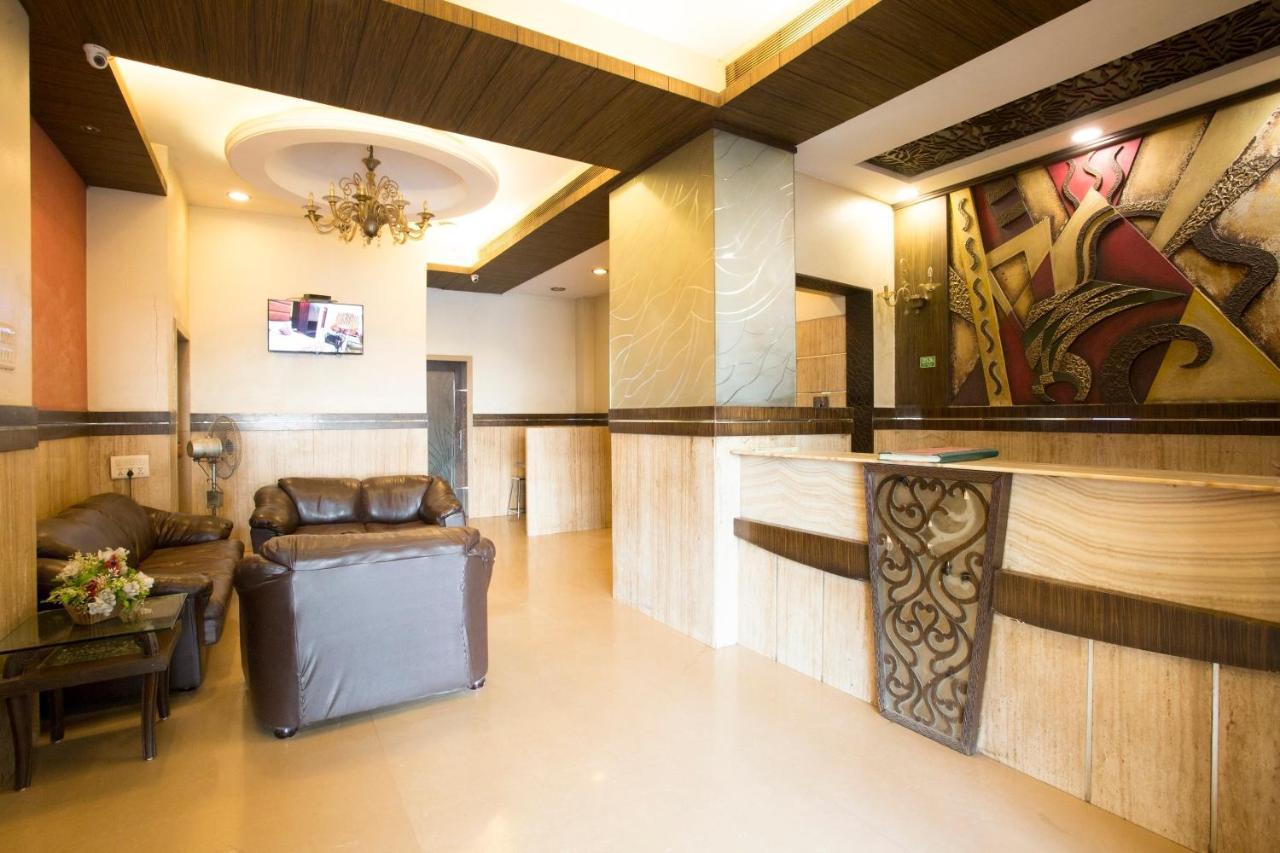 Oyo 23478 Kamran Residency Mumbai