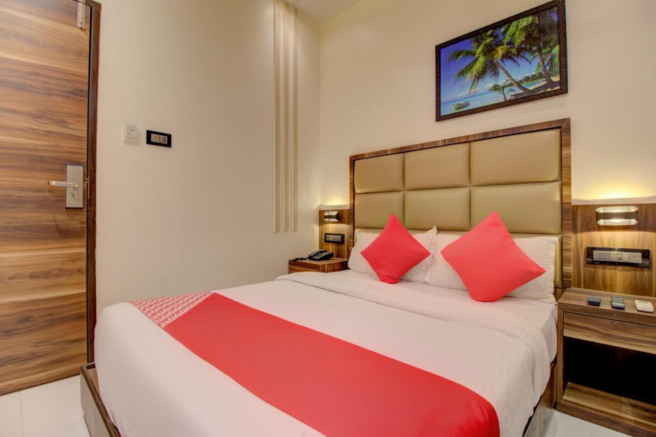 Oyo 76180 Meriton Hotel 3*