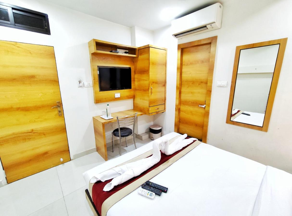 Hotel Gateway Suites Mumbai