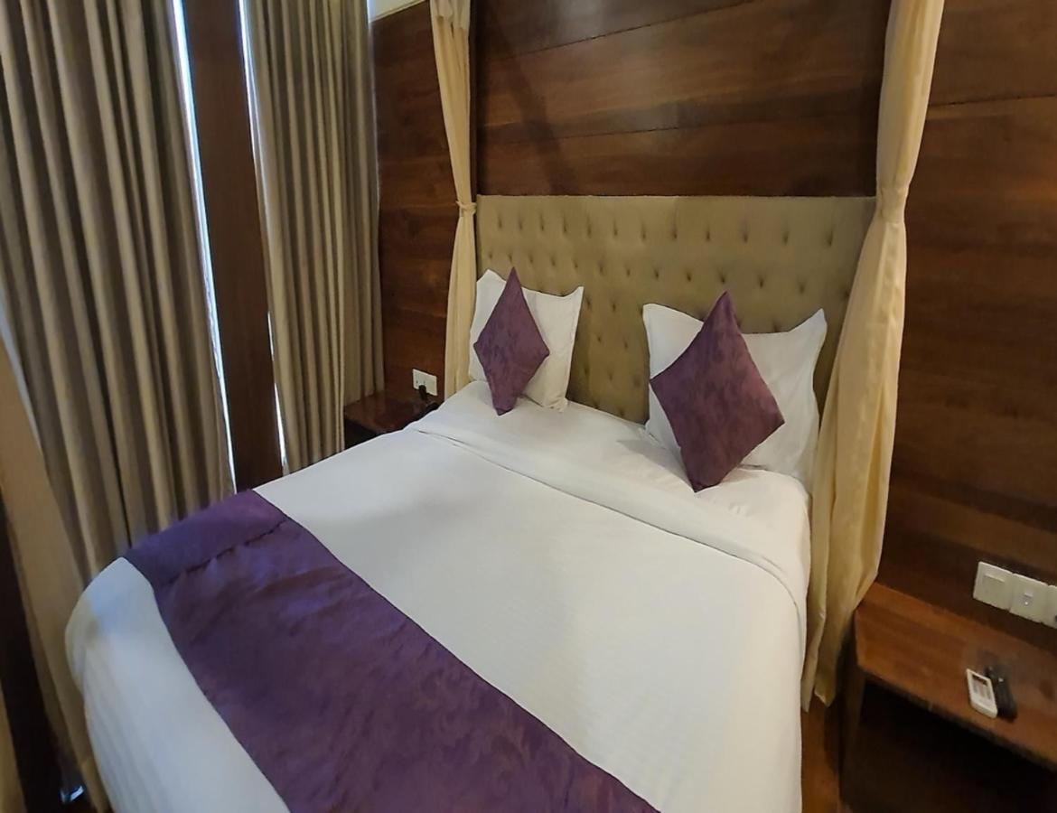 Metropolis 4* Mumbai