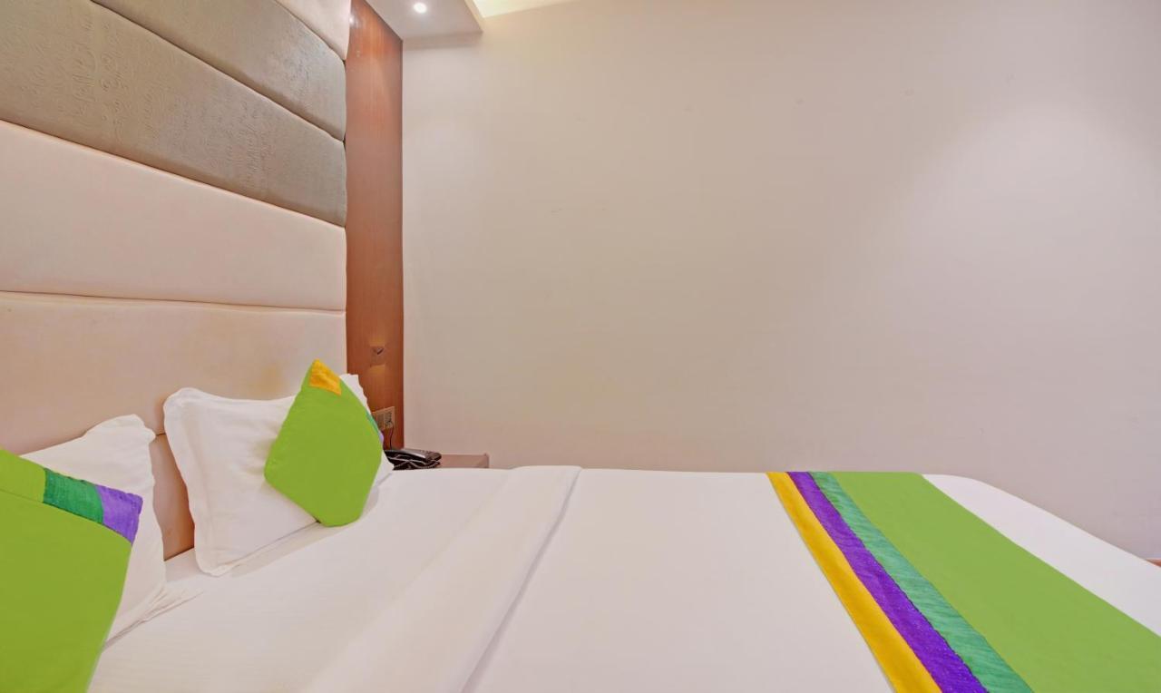 Hotel Treebo Trend The Pacific 3*