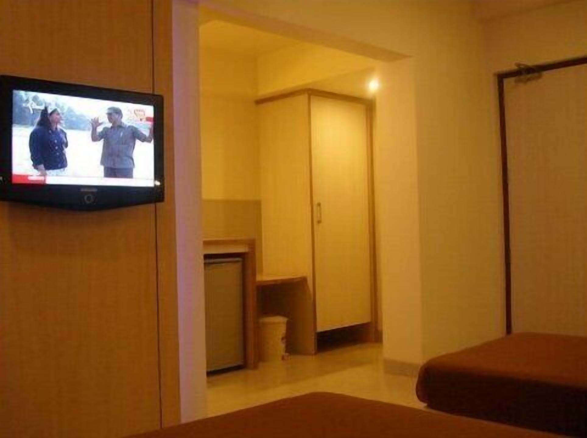 Hotel Treebo Trend Host 3*