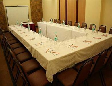 Fabhotel Imperial Residency Hotel 3*