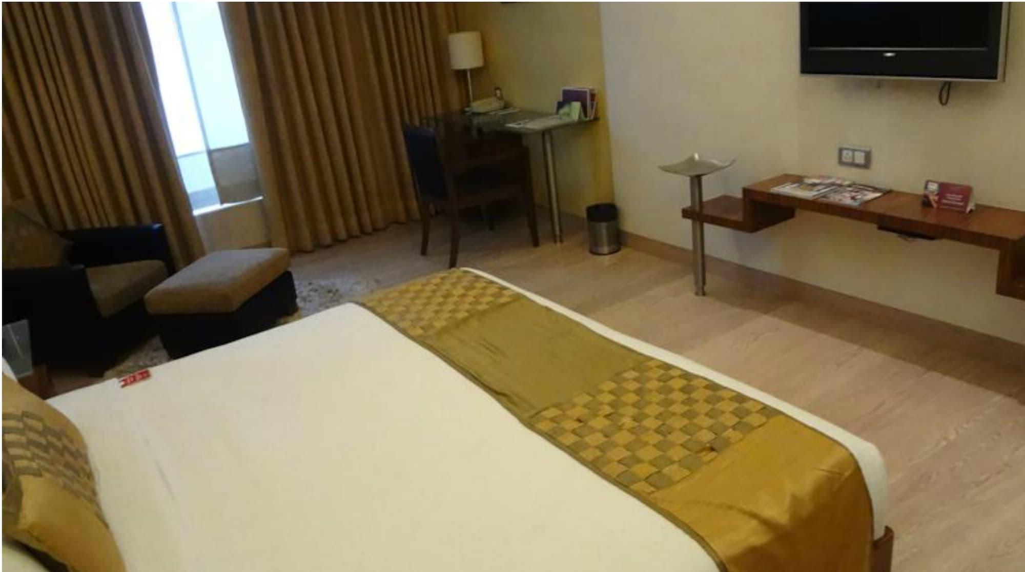 Mirage Hotel, International Airport 4* Mumbai