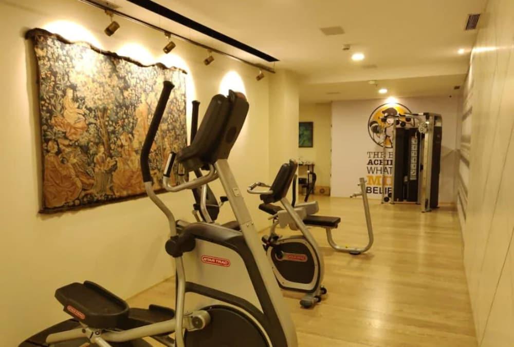 Mirage Hotel, International Airport 4* Mumbai