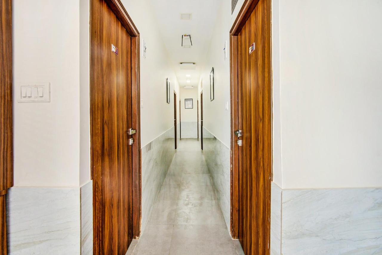 Fabexpress Terminus Square Hotel Mumbai