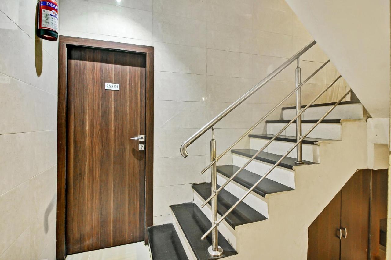 Hotel Oyo Avenue Residency 3*