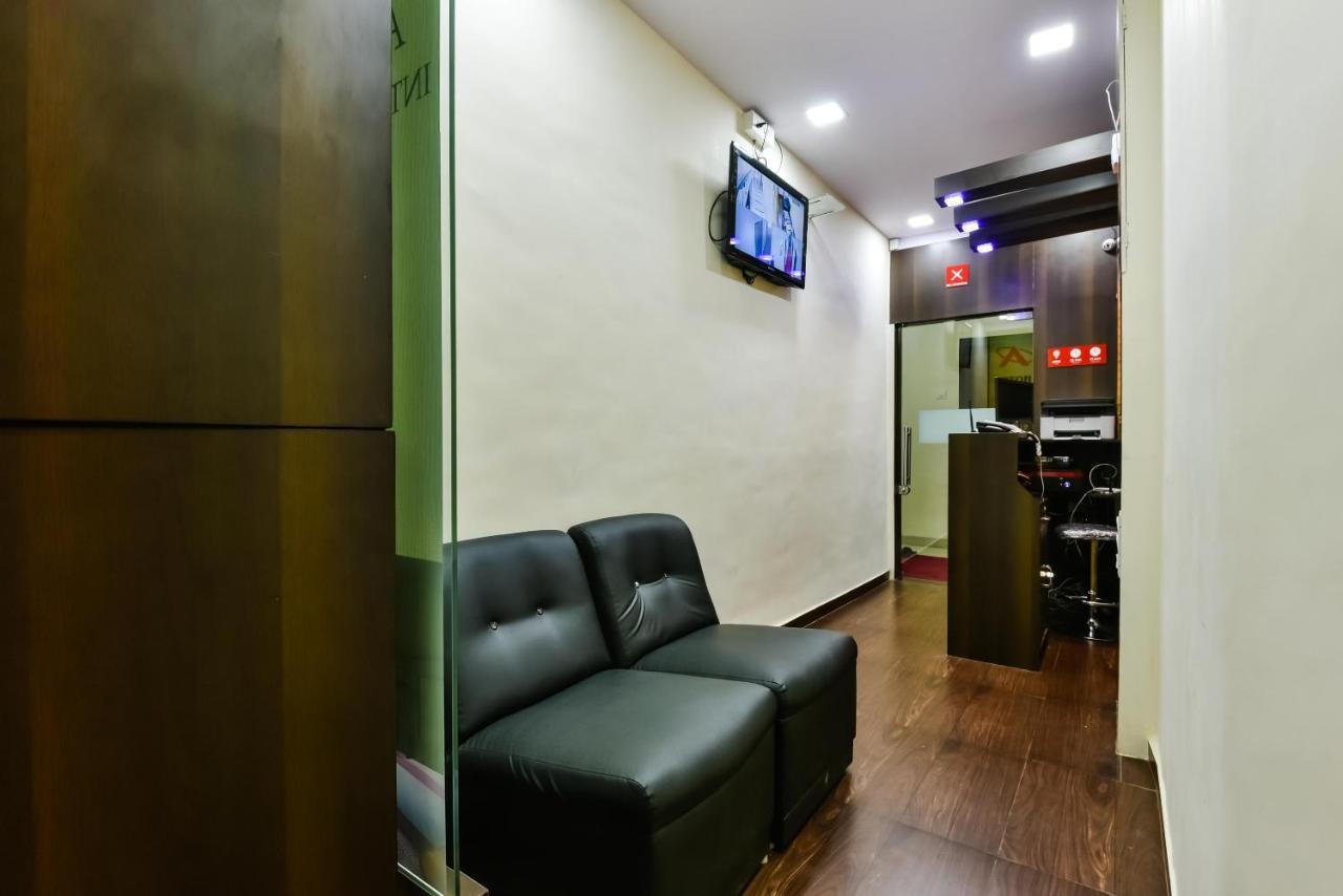 Capital O4482 Ascot International Hotel 3*