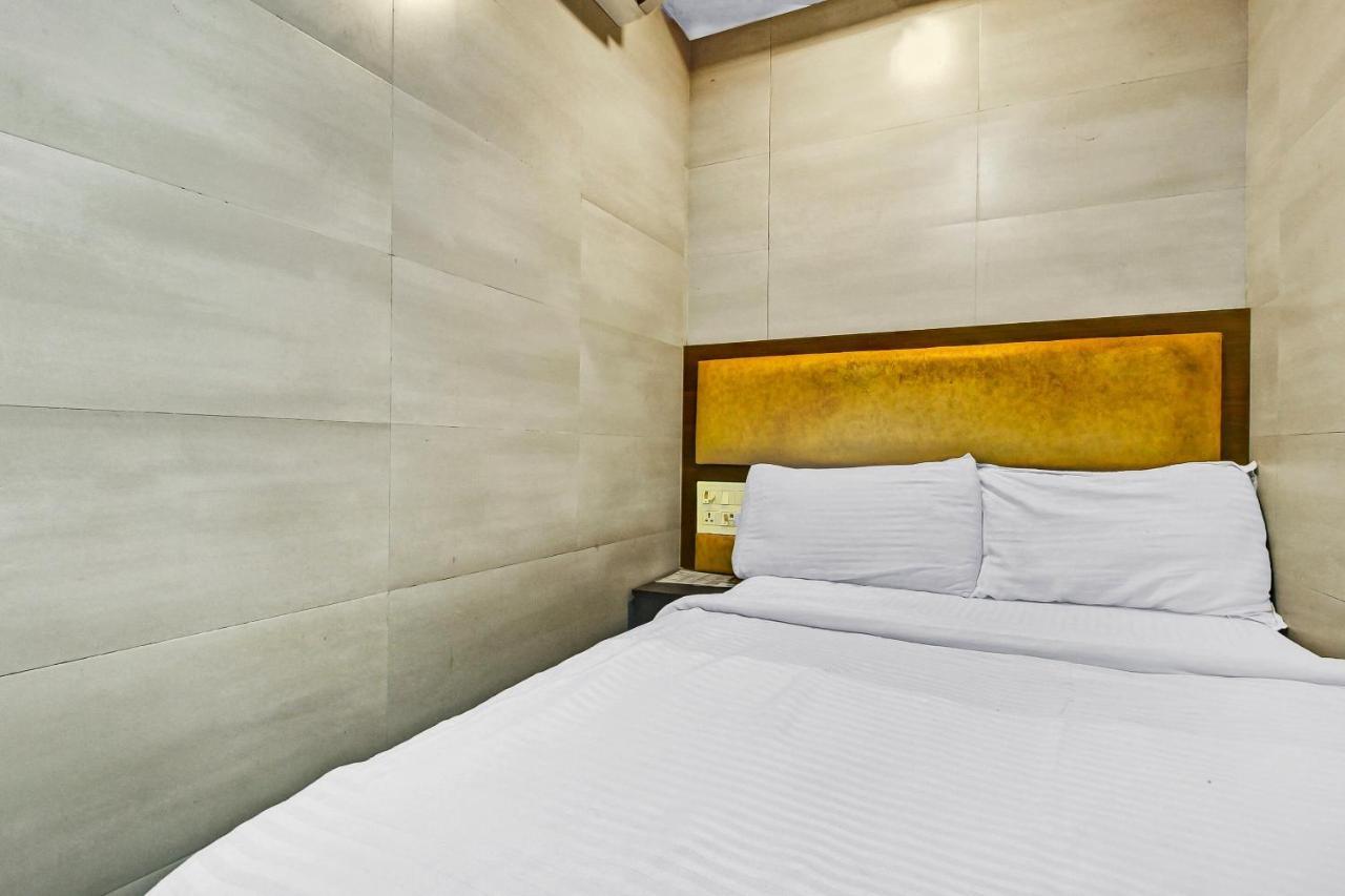 Oyo Avenue Residency Hotel