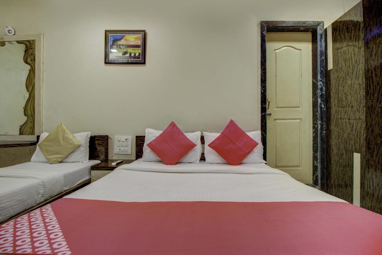 Oyo 74879 Imperial Palace Hotel Mumbai