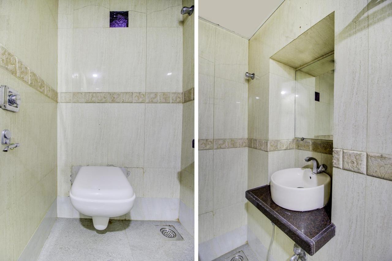 Oyo 74879 Imperial Palace Hotel 3*