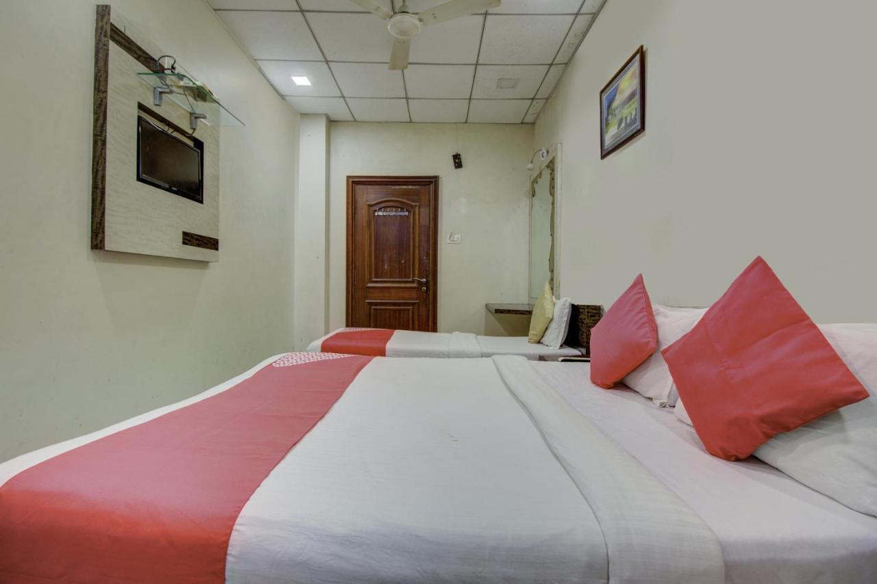 Oyo 74879 Imperial Palace Mumbai