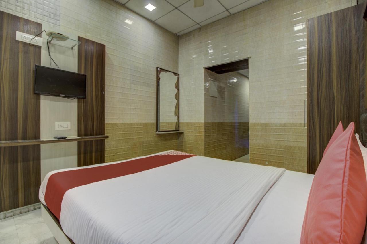 Hotel Oyo 74879 Imperial Palace Mumbai
