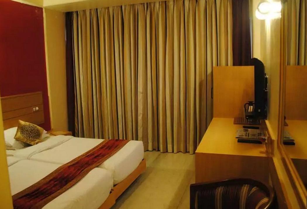 Midland * Mumbai