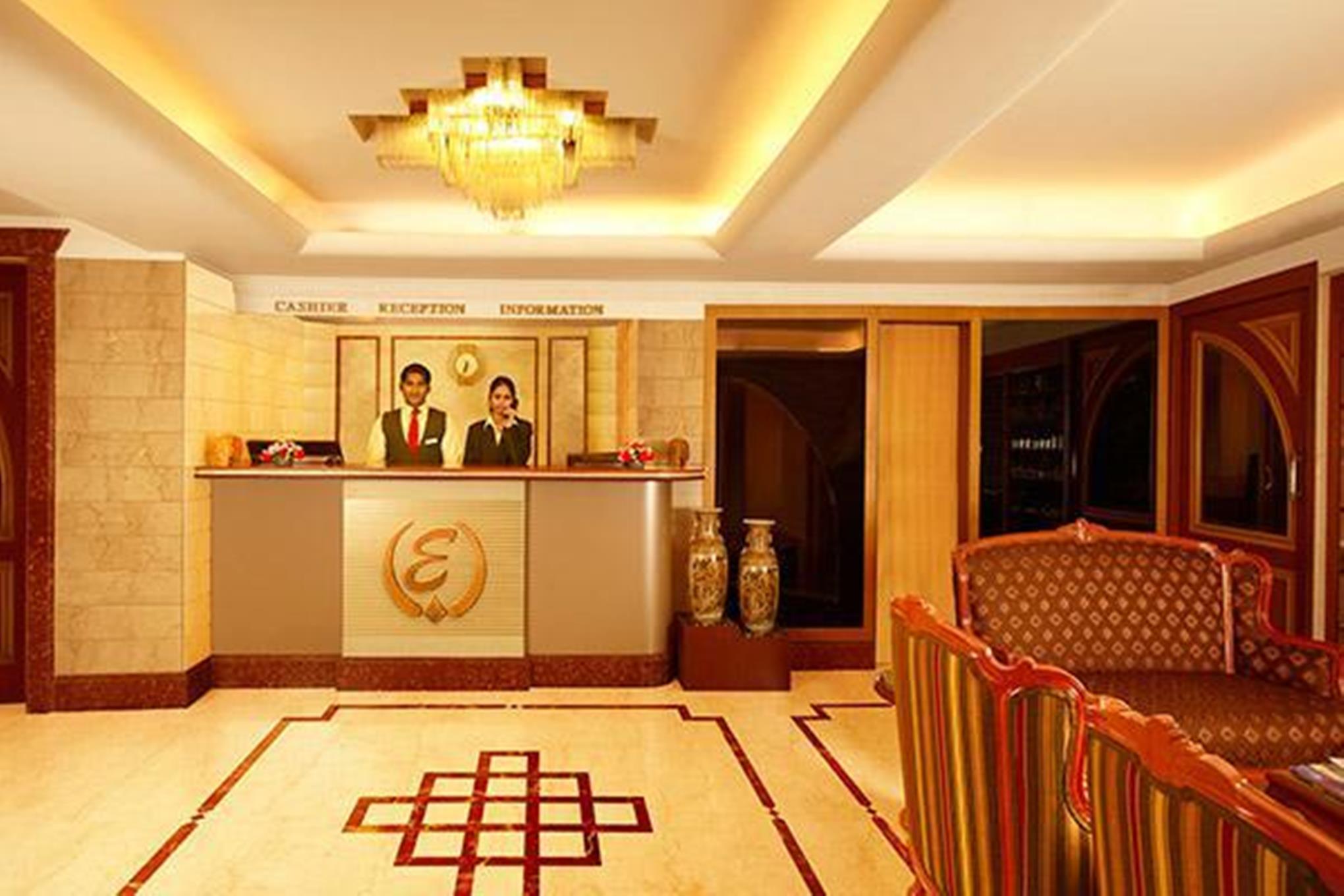 Regenta Place The Emerald Hotel 4*