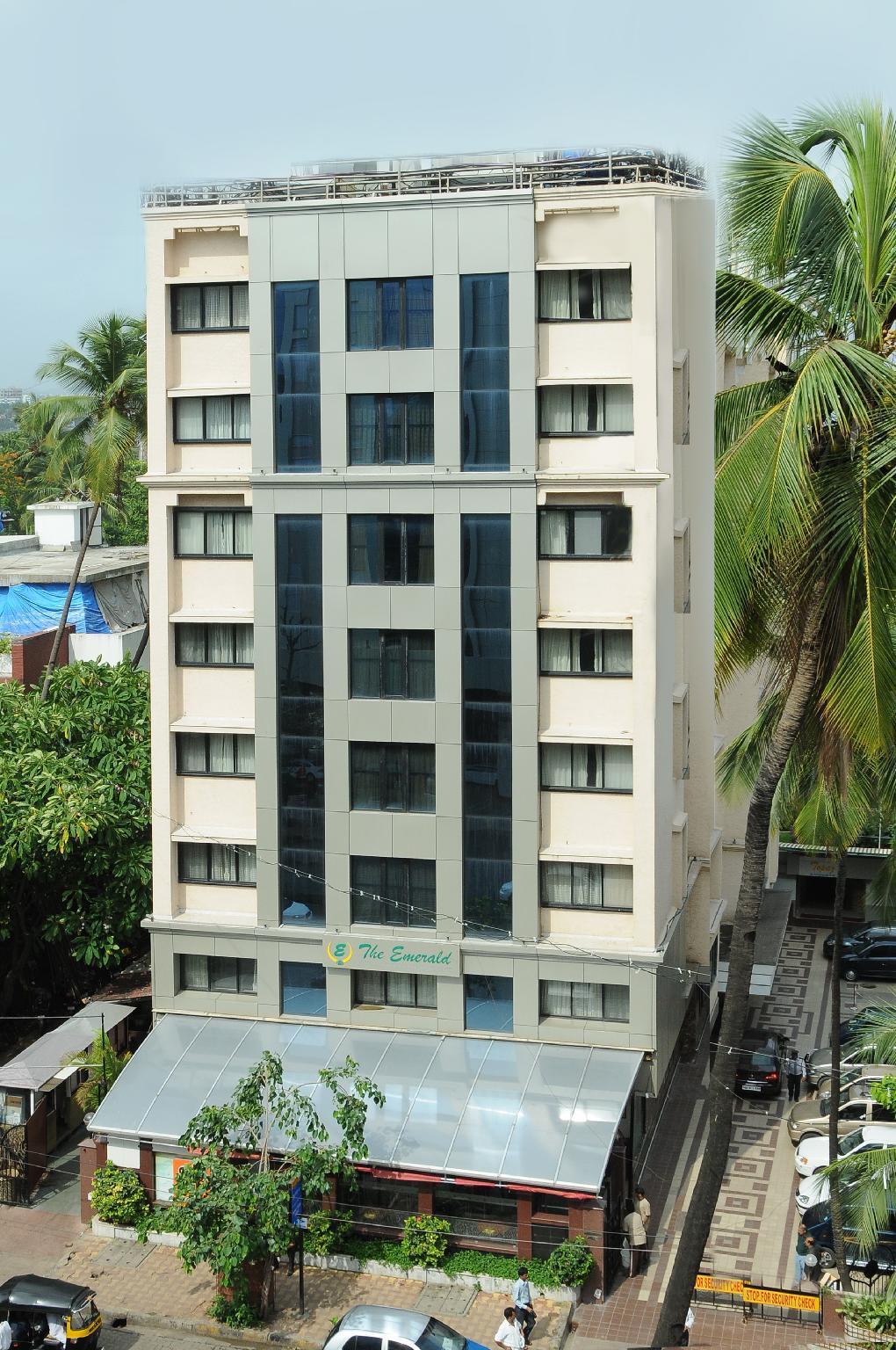 Hotel Regenta Place The Emerald