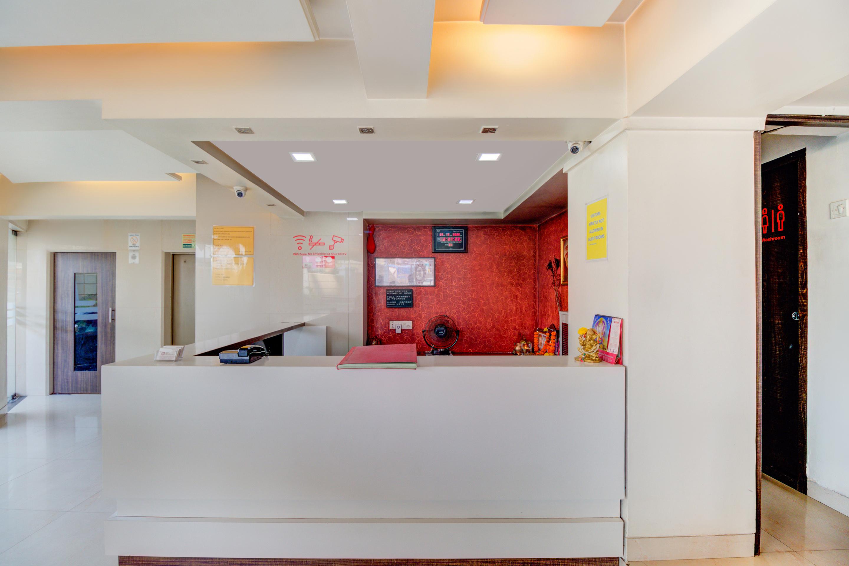 Hotel Oyo 8850 J K Regency