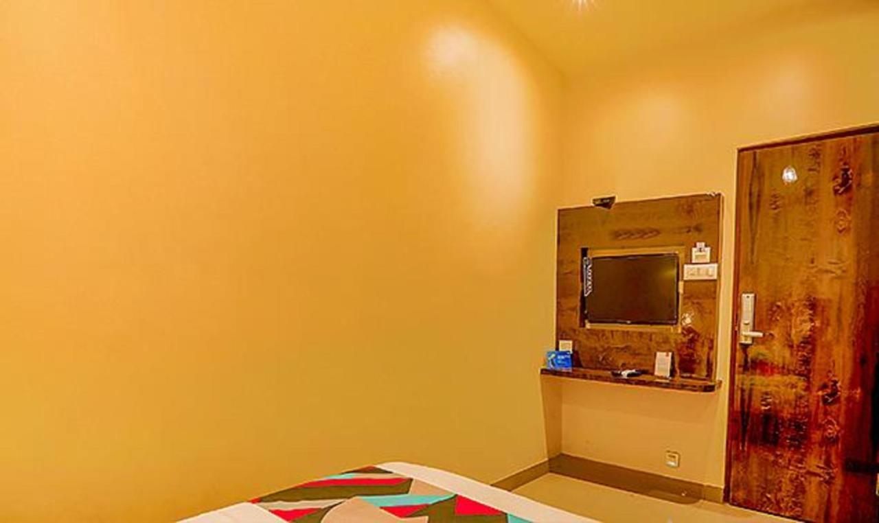 Hotel Fabexpress Gateway - 700m From Gateway Of India 3*