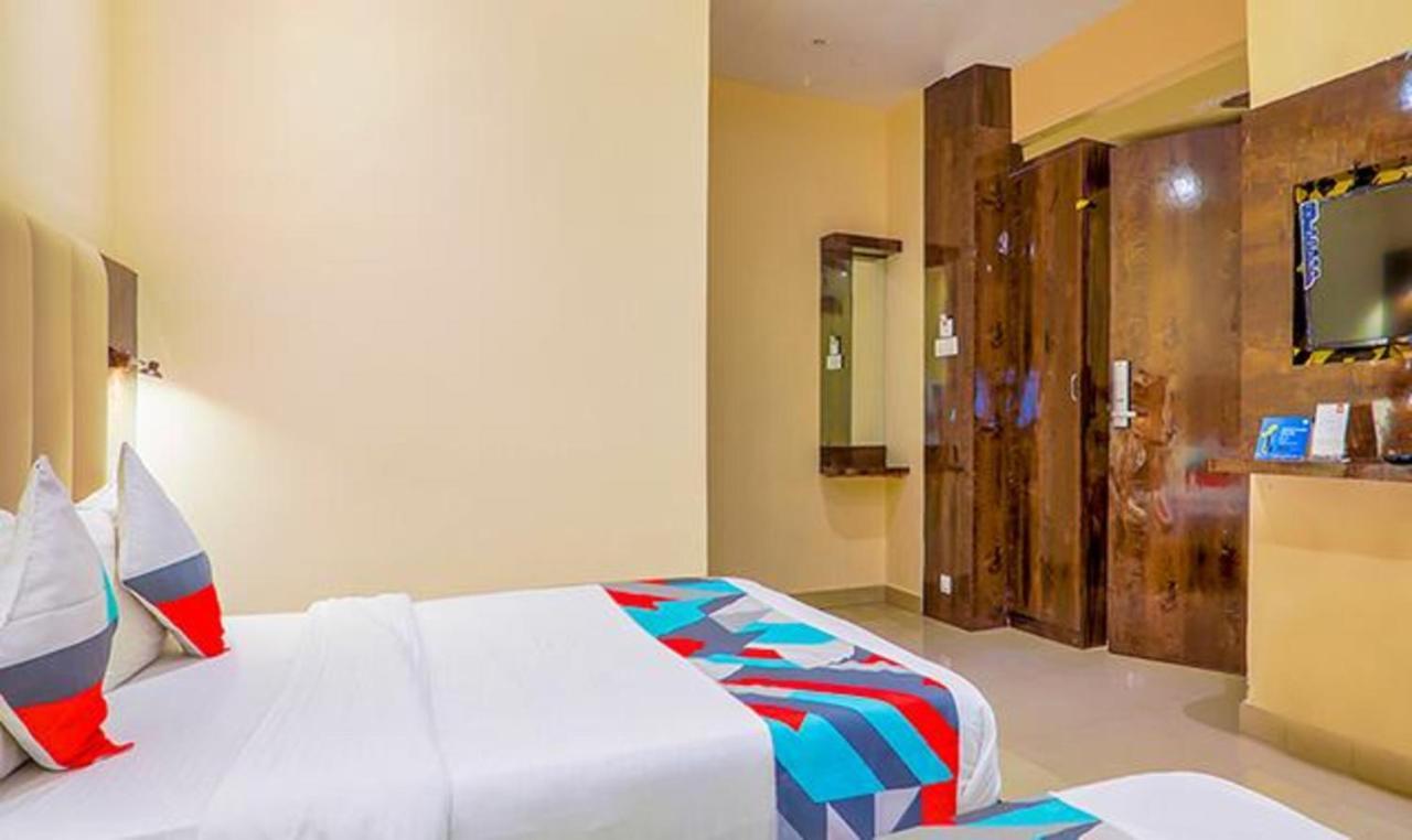 Fabexpress Gateway - 700m From Gateway Of India 3*