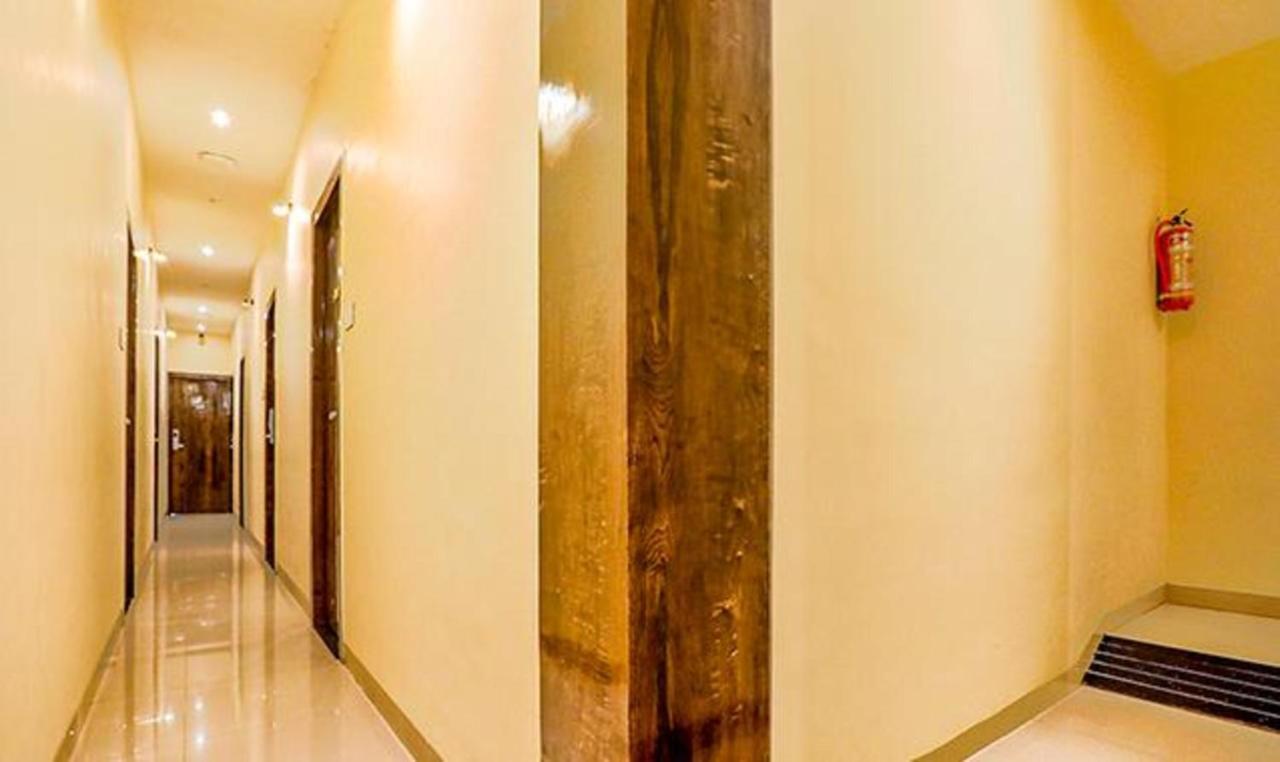 Hotel Fabexpress Gateway - 700m From Gateway Of India Mumbai