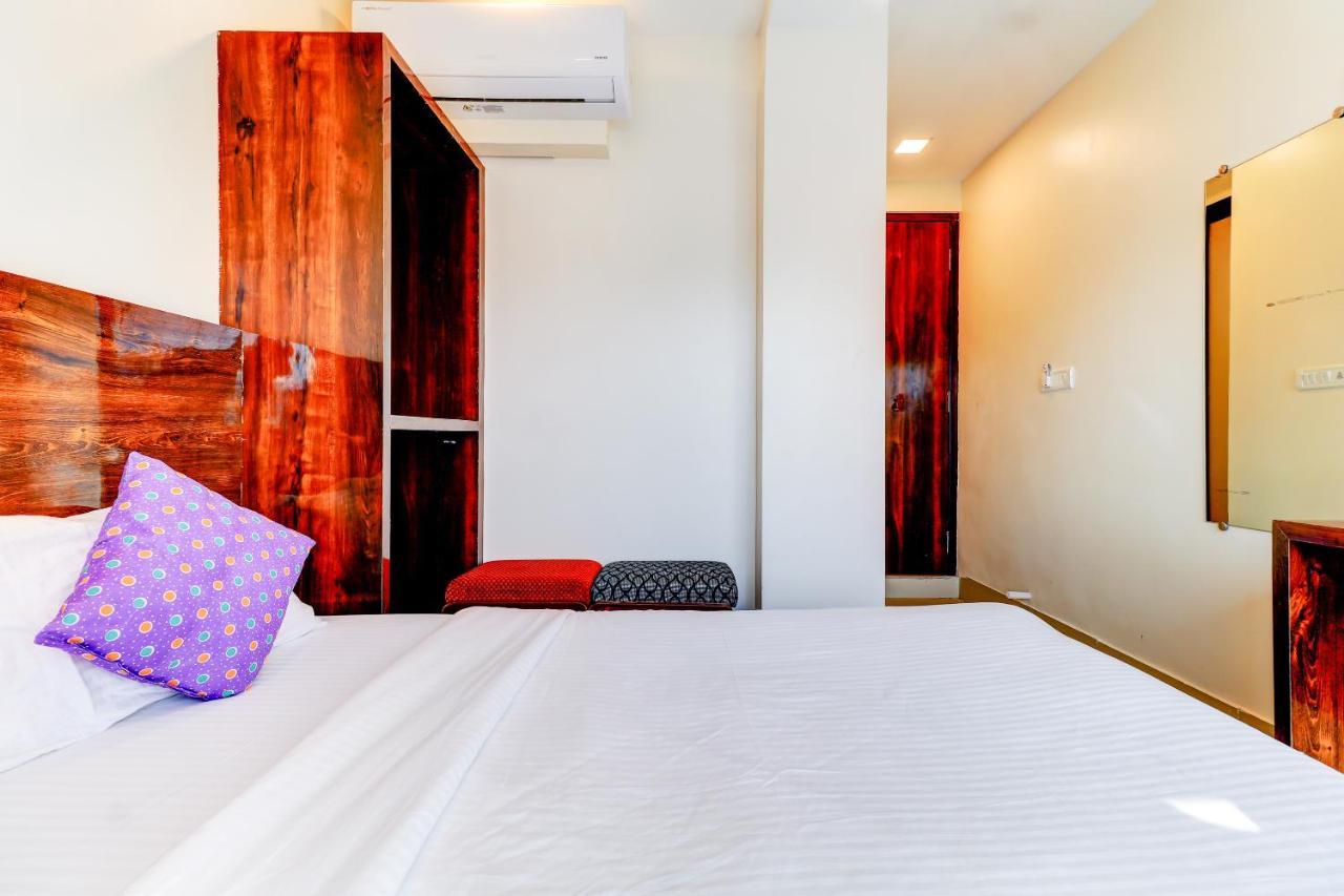 Hotel Prime Inn, Andheri West - Near International Airport