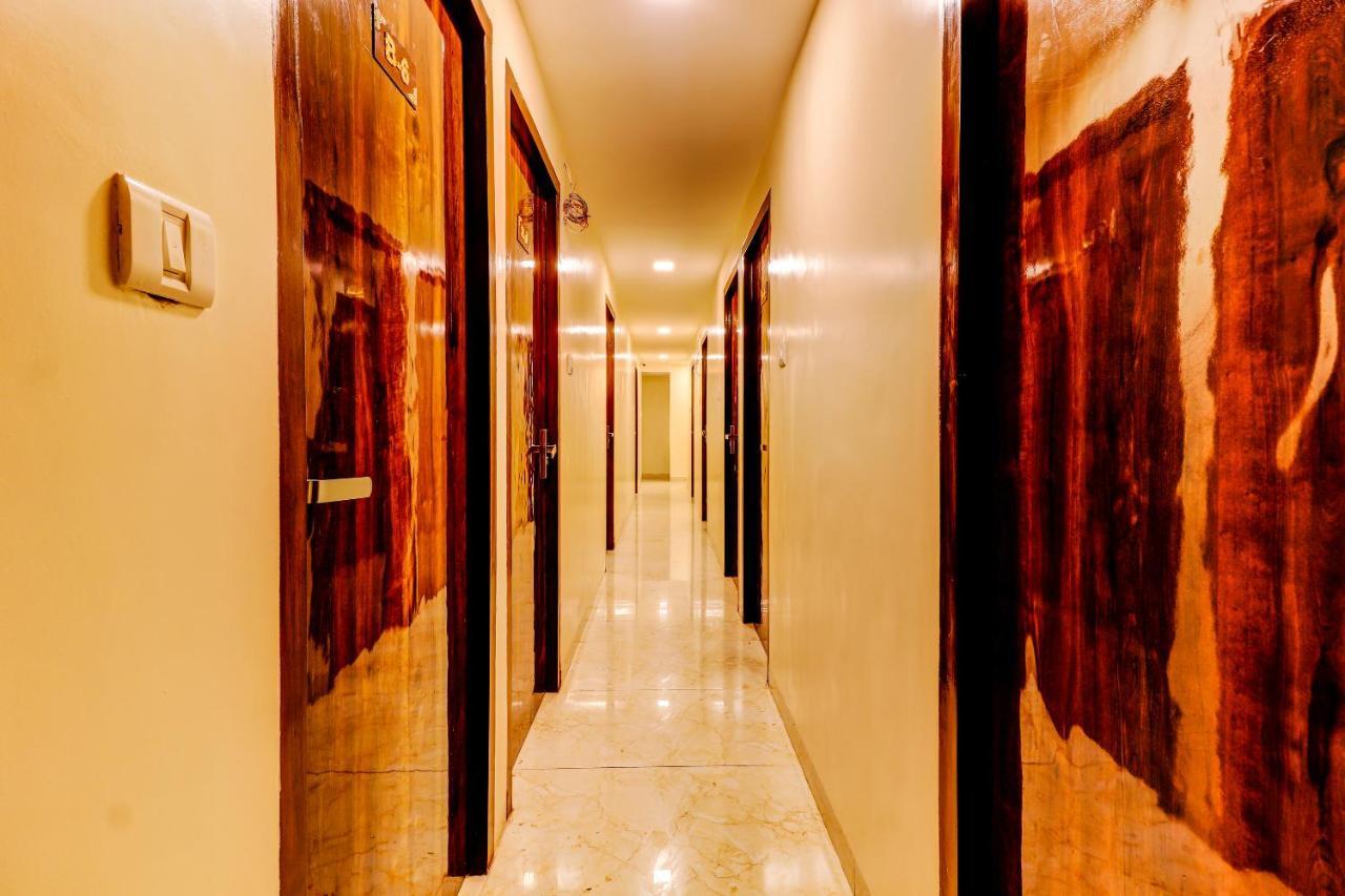 Prime Inn, Andheri West - Near International Airport Hotel
