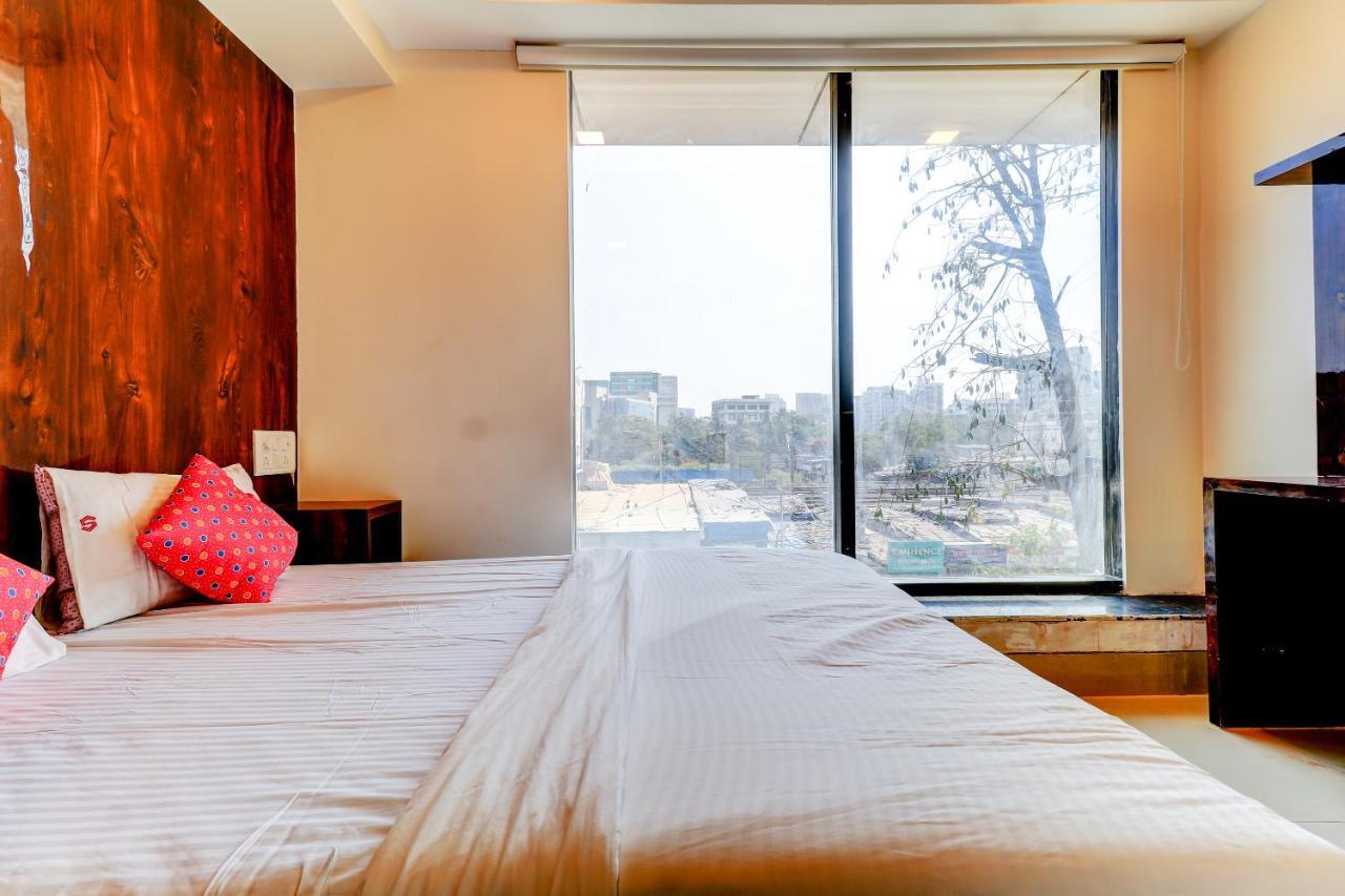 Prime Inn, Andheri West - Near International Airport Hotel Mumbai