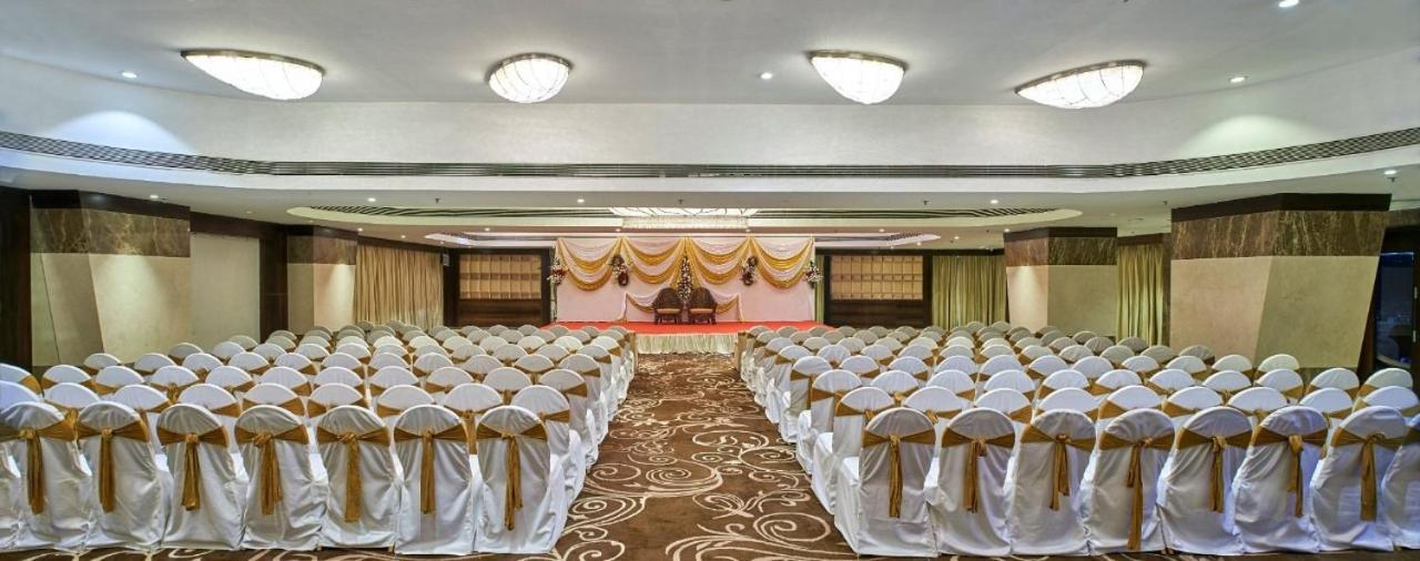 Resort Muza Hotels At Eskay Resorts Mumbai