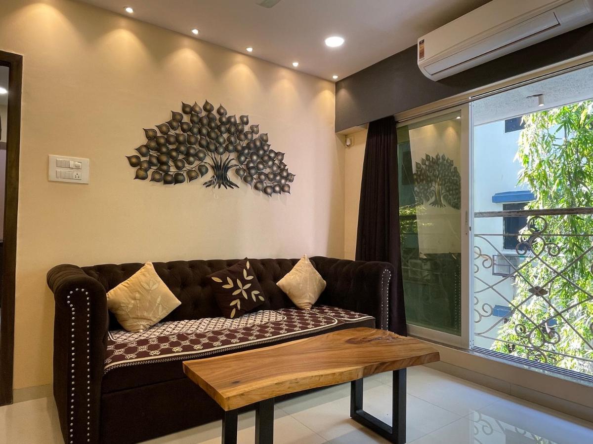 Osi Bandra West *