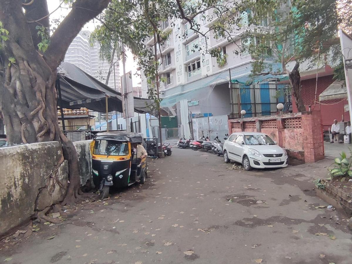 Osi Bandra West Mumbai