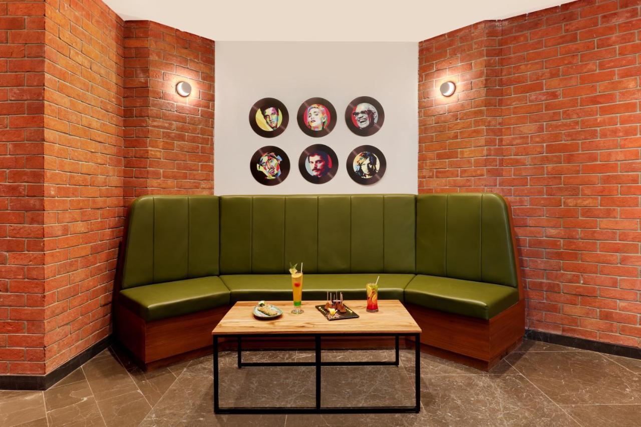 Lemon Tree Hotel, Kalina Bkc, 4*