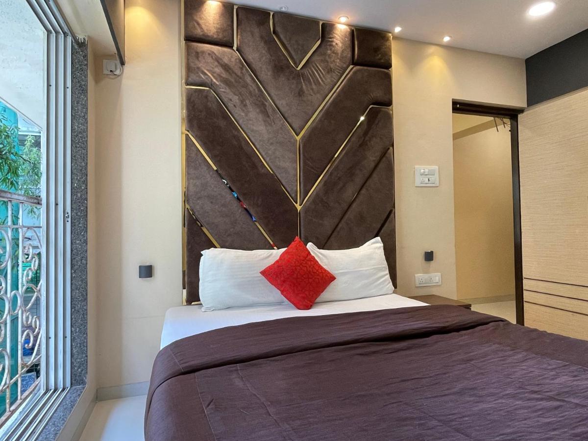 Osi Bandra West * Mumbai
