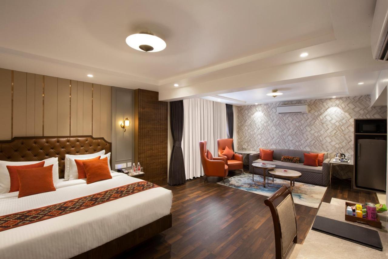 Suba Palace Near Gateway Of India Hotel 4*