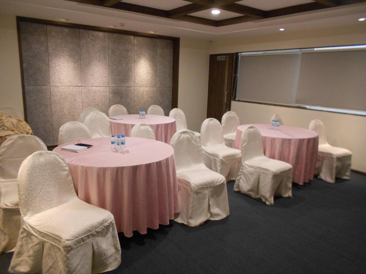 Hotel Maxx Value - Kohinoor Continental 4*
