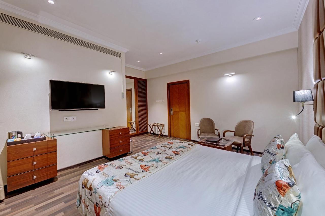 Adiva Residency Beacon, Grant Road, Hotel Mumbai