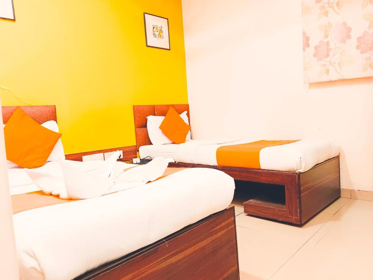 Amfahh - Andheri West Railway Station Hotel 3*