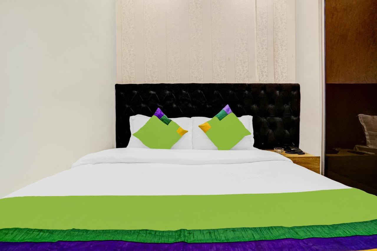 Treebo Trend Freedom Star, Vile Parle 3* Mumbai