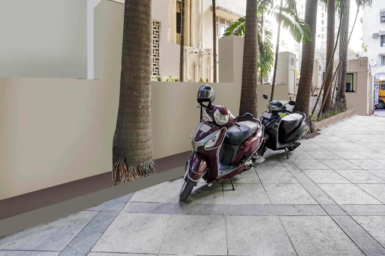Hotel Treebo Trend Freedom Star, Vile Parle Mumbai