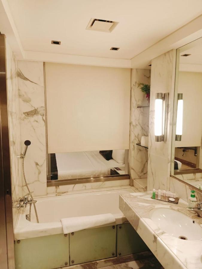 Mirage Hotel, International Airport 4* Mumbai