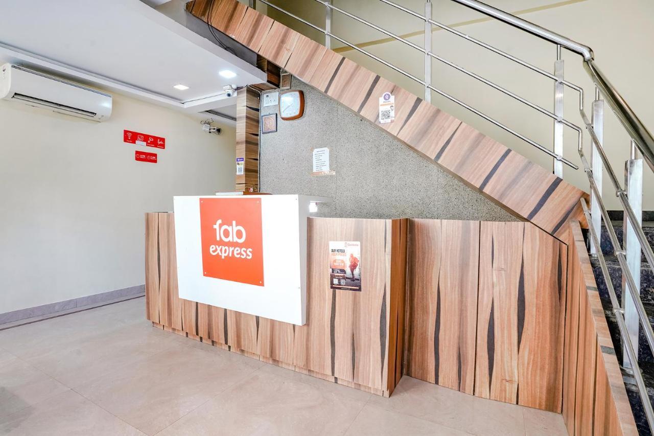 Fabexpress Elite 59 Bed & Breakfast Mumbai