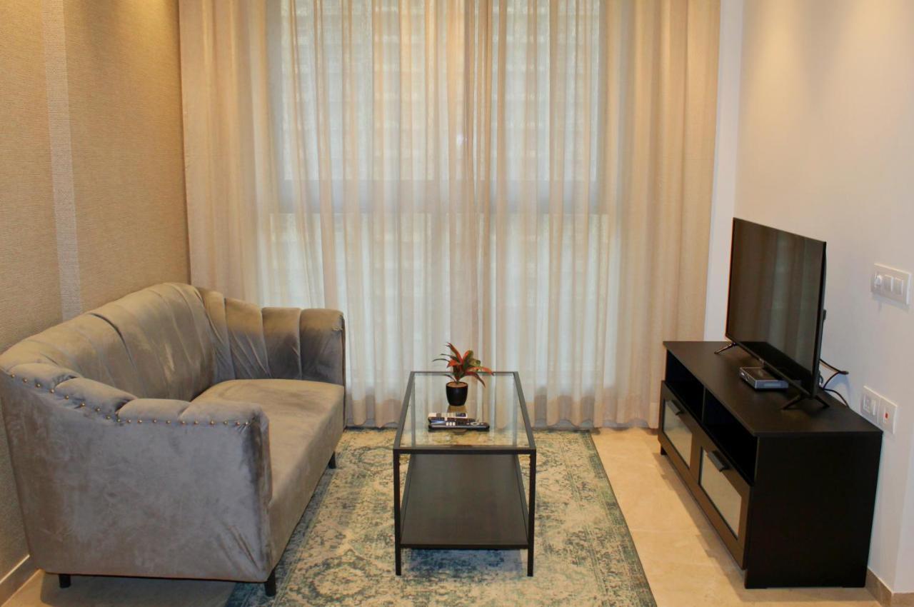 Maxxvalue Hiranandani Powai - Rh5 * Mumbai