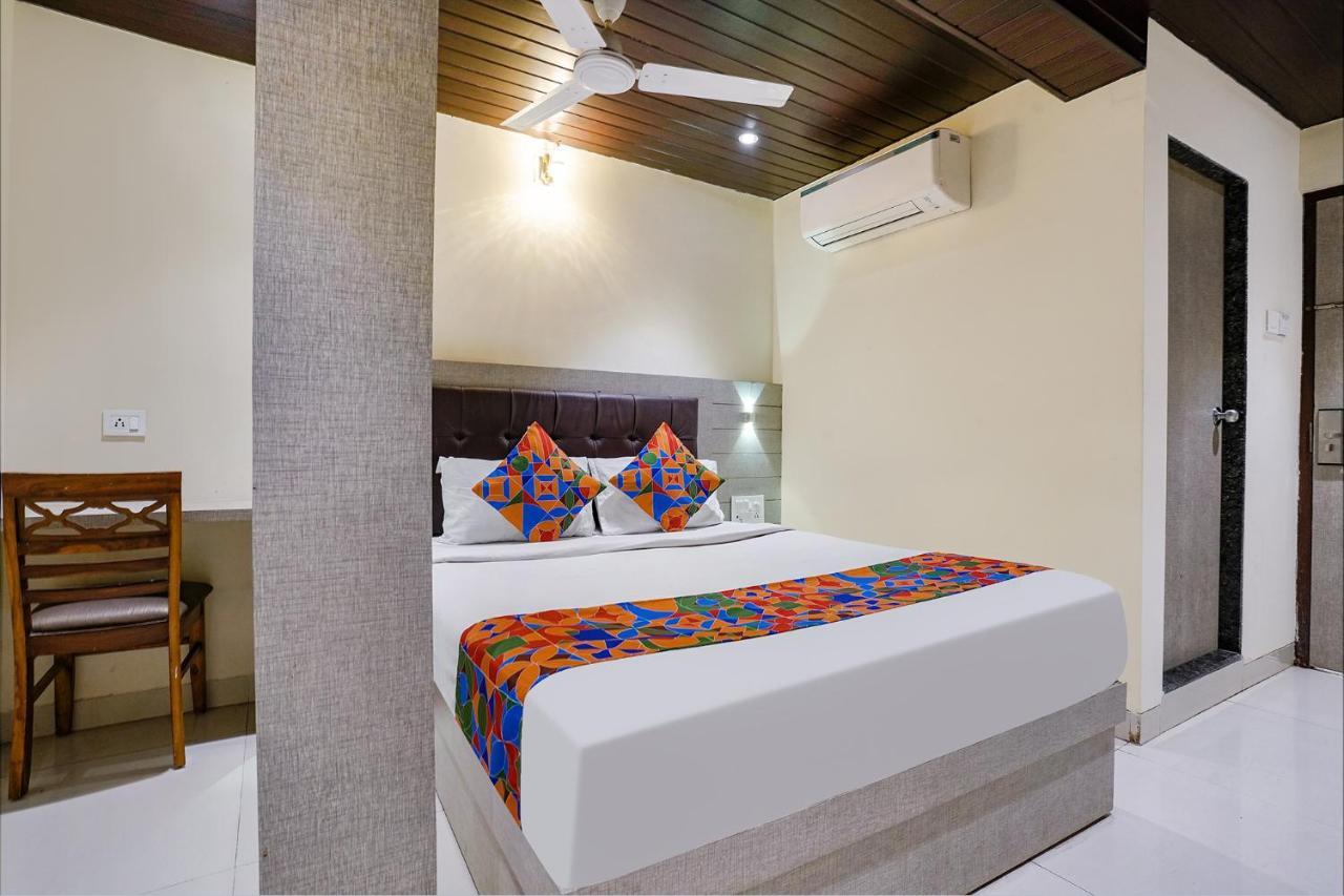 Fabhotel New Prince Palace