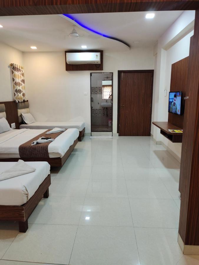 Hotel Golden Palms 3*