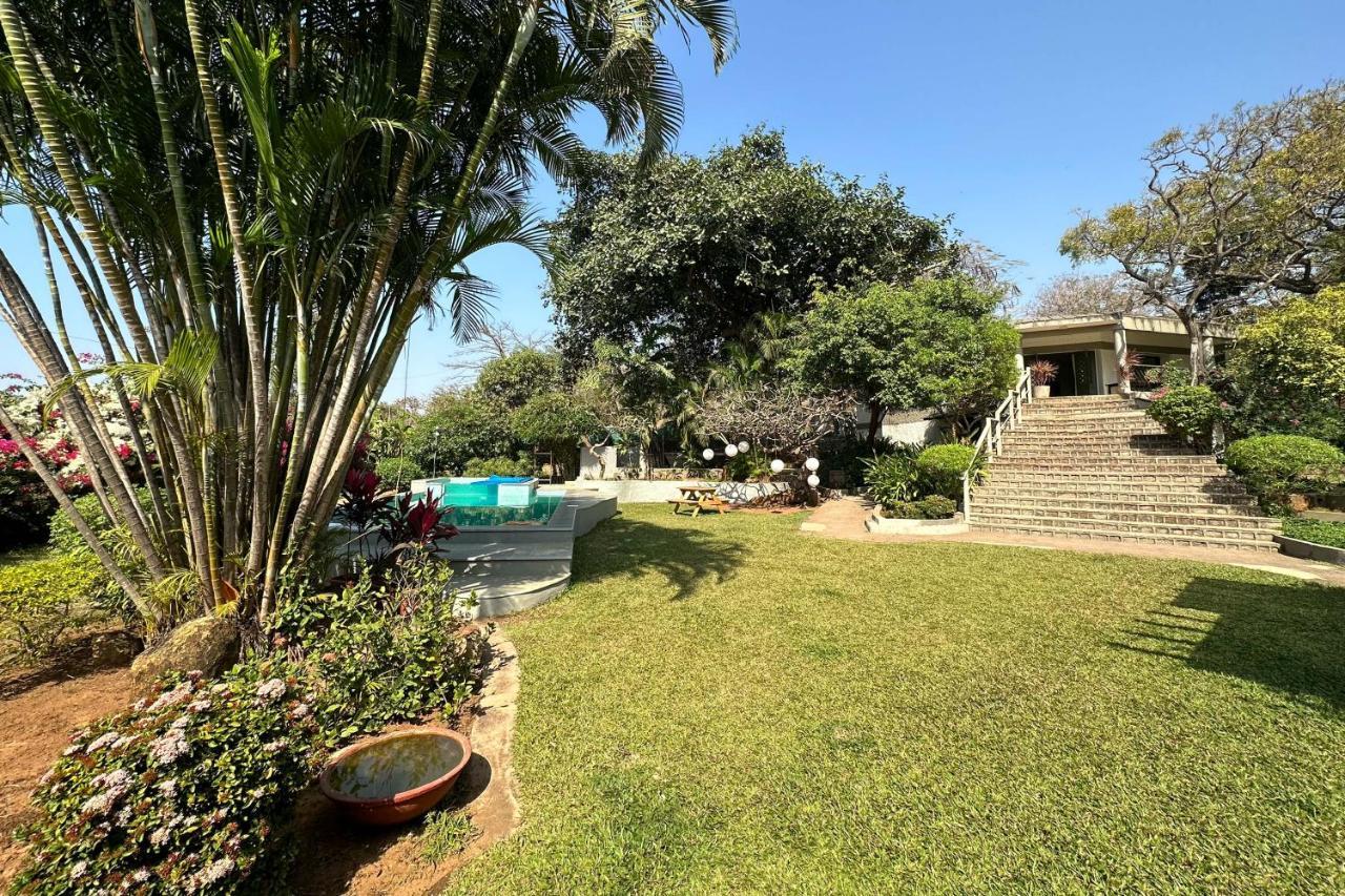 Oceanfront, Private Pool Villa, 2 Bed • Uttanbeach Holiday home