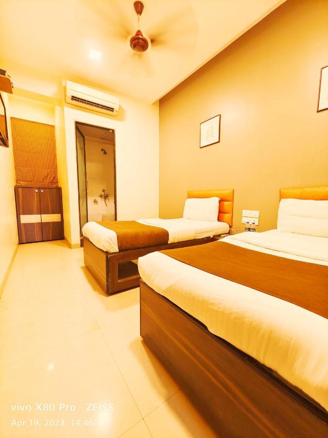 Amfahh - Andheri West Railway Station Hotel 3*