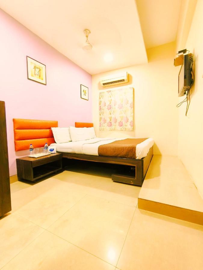 Amfahh - Andheri West Railway Station Hotel 3*