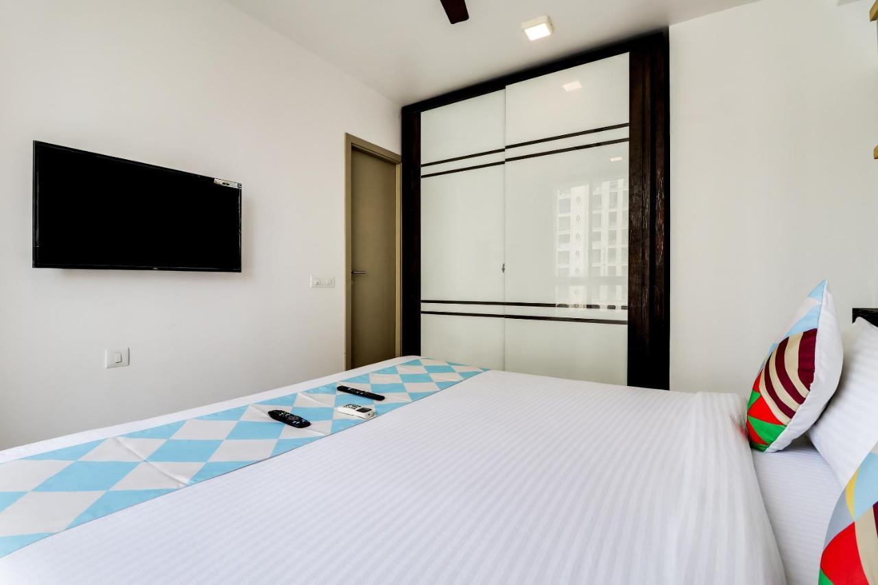 Oyo Elegant Hiranandani Guest house 3*