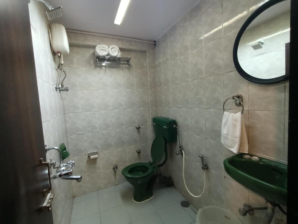 Hotel Highway Andheri East