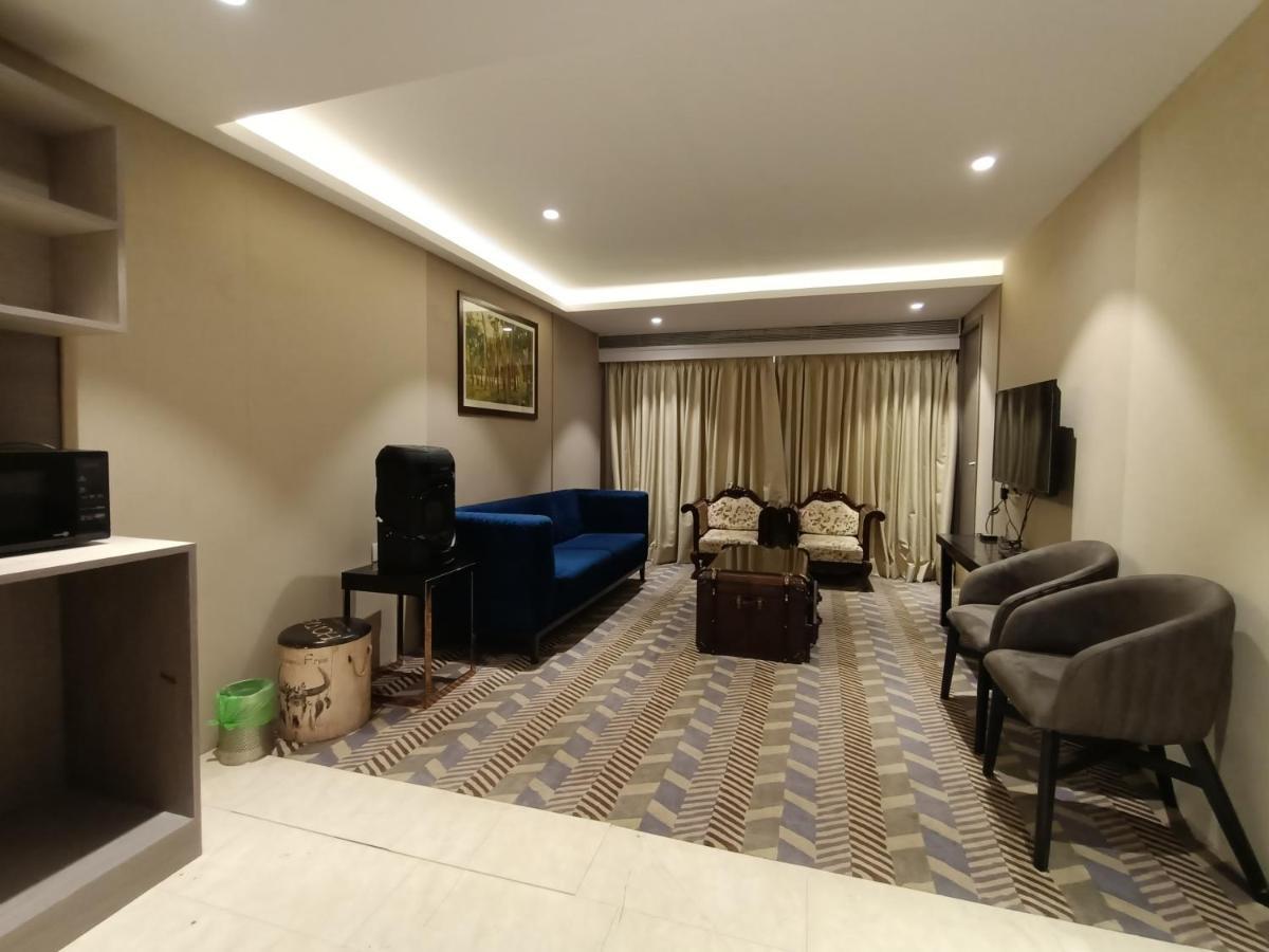 Hotel Highway Andheri East Mumbai