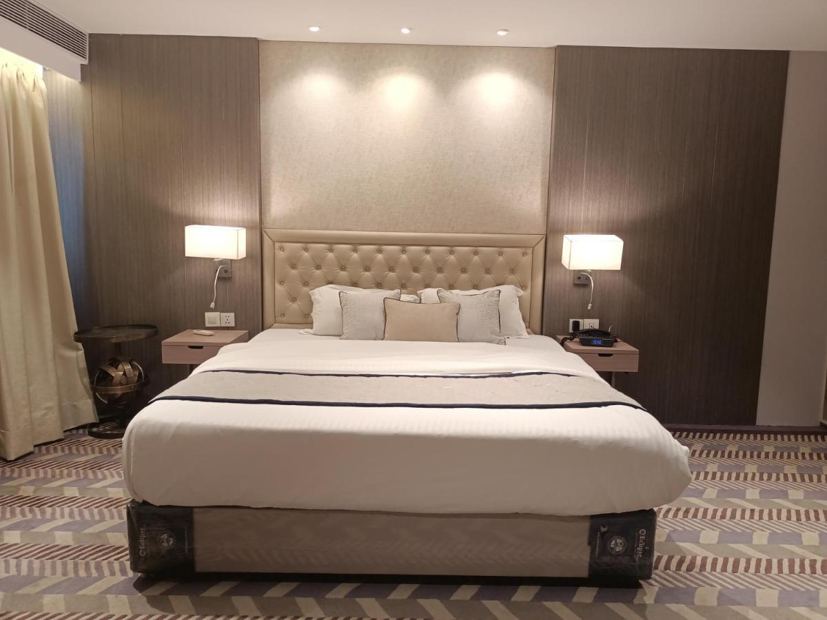 Highway Andheri East Hotel Mumbai